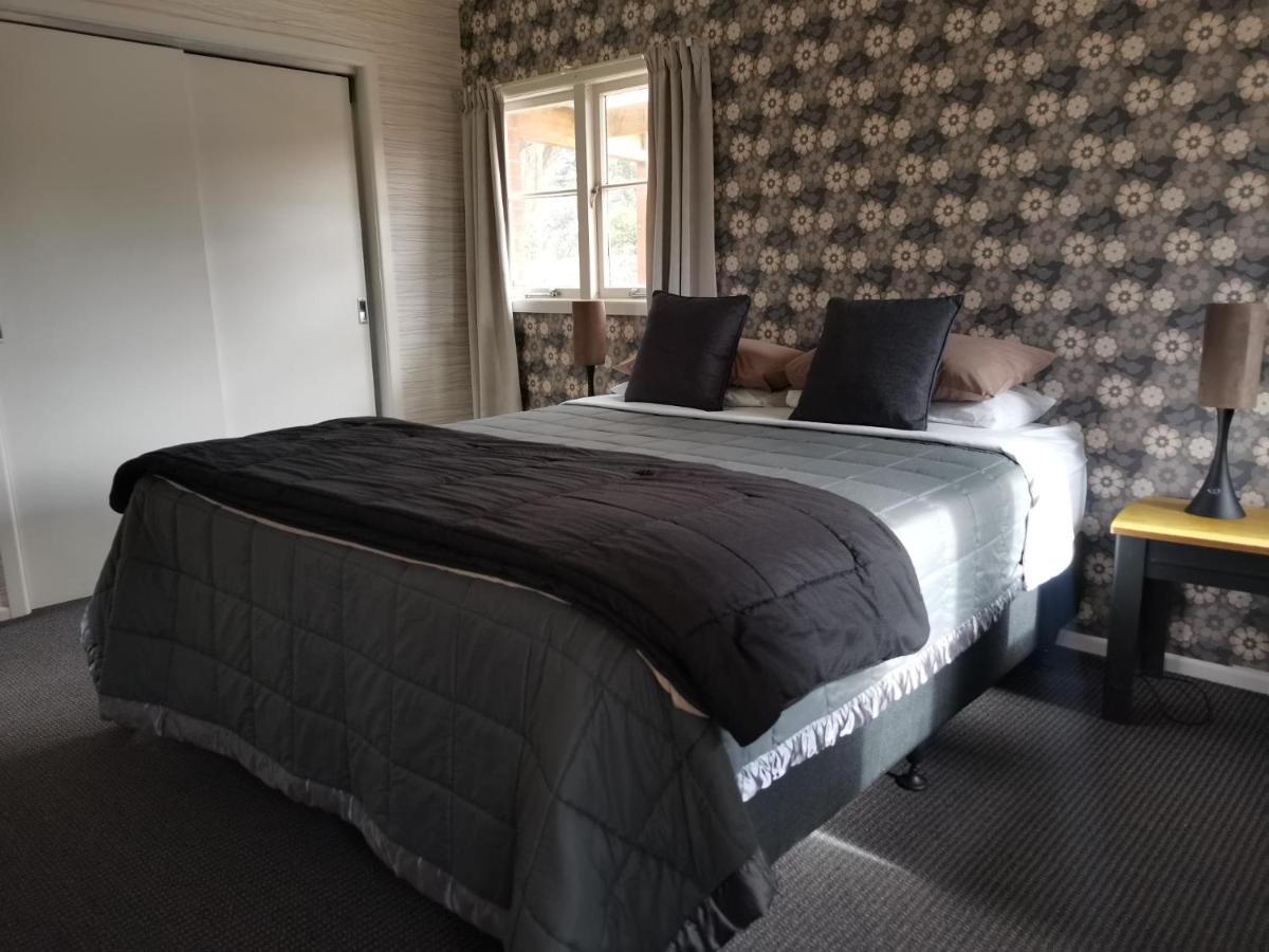 Гостевой дом Lavalla Estate Tuakau Экстерьер фото